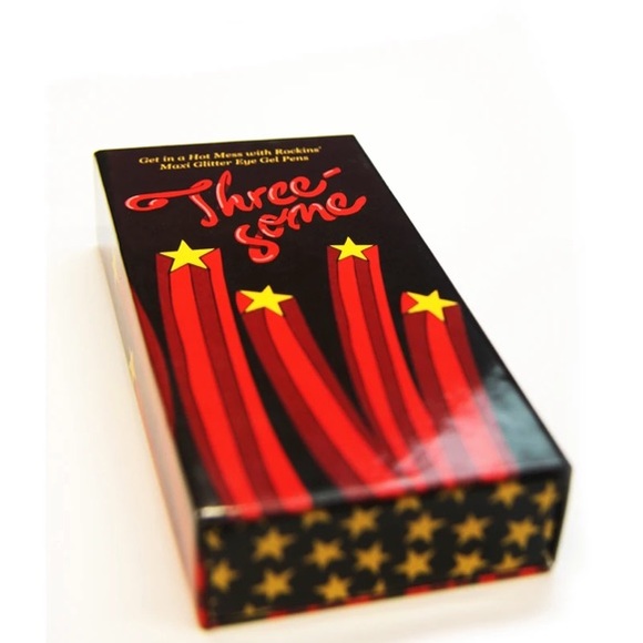 NIB Three-Some Makeup kit - Picture 2 of 6